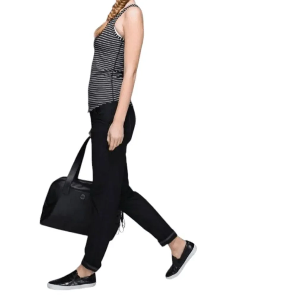 lululemon athletica excellent size